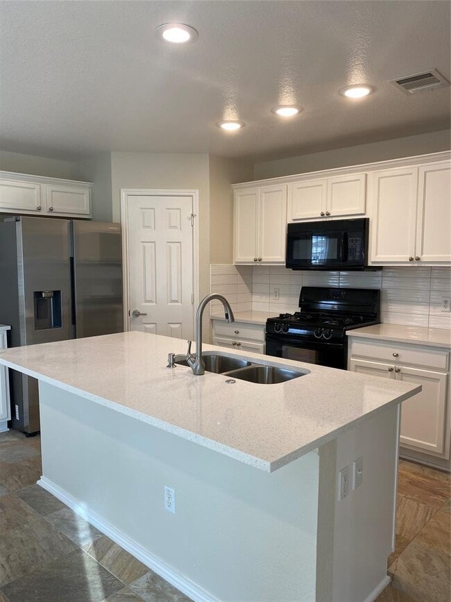 Building Photo - 1306 Davis Mountain Loop