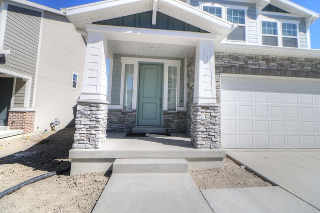 Building Photo - $200 Off First Month Rent! Stunning Lehi Home