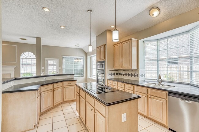 Building Photo - 4022 N Dawn Cypress Ct
