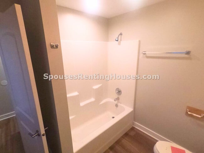 Building Photo - 420 Indiana St