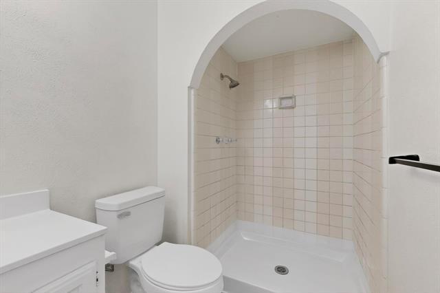 Building Photo - 716 Via Altos