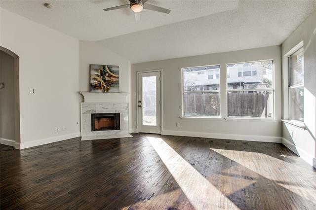 Building Photo - 3708 Villanova Dr