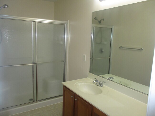 Building Photo - 156 Olde Towne Way