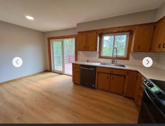 Building Photo - 6990 Redwing Ln