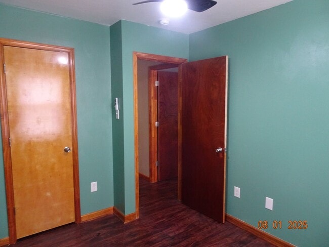 Building Photo - 3 Bedroom Duplex in Hampton for rent