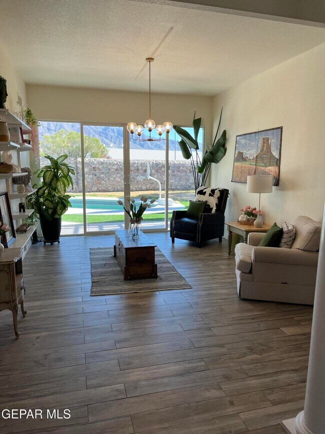 Building Photo - 1424 Cloud Ridge Dr