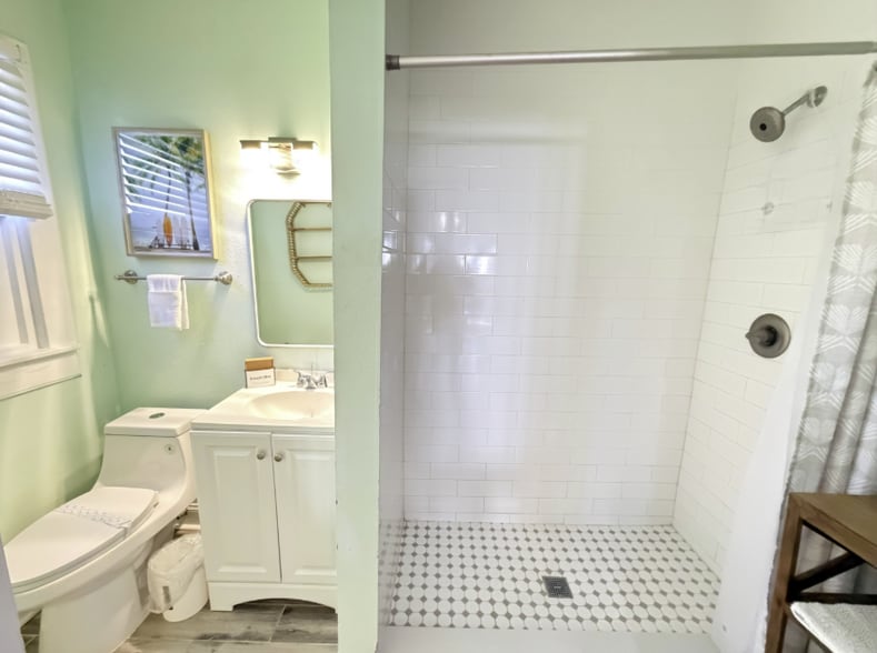 Building Photo - 1763 Landon Ave