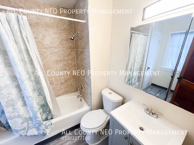 Building Photo - 4928 E 84th St