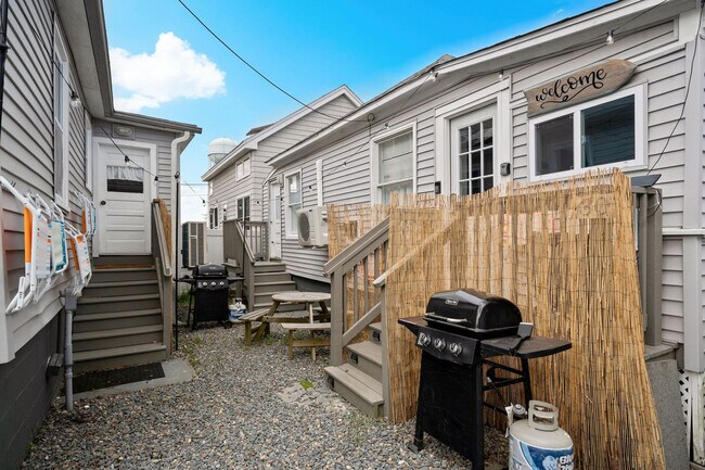 Building Photo - 30 Highland Ave