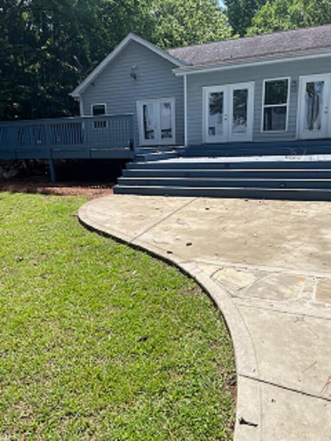 Building Photo - 1450 Parks Mill Trce