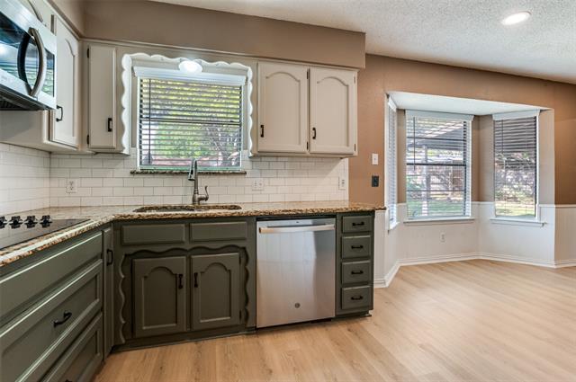 Building Photo - 8705 Irongate Dr