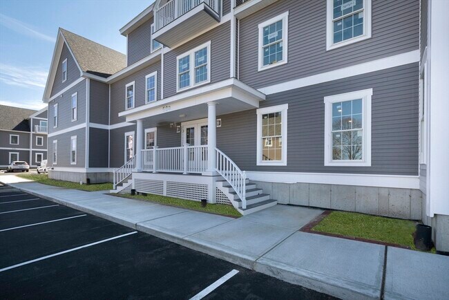 Building Photo - 50 Country Way