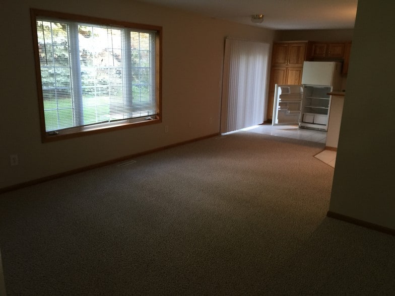 Unfurnished - 2705 55th St NW