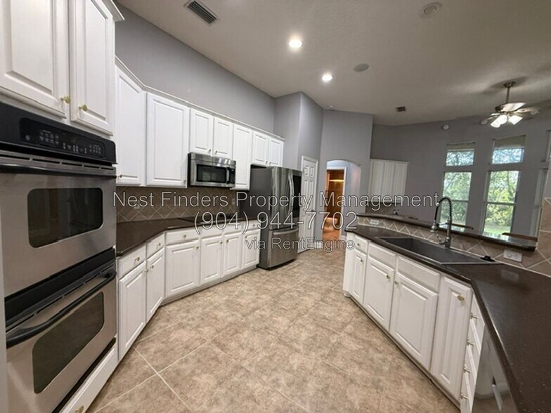 Building Photo - 2615 Tunbridge Ln