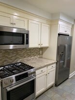 Building Photo - 523 Eastbrooke Ln