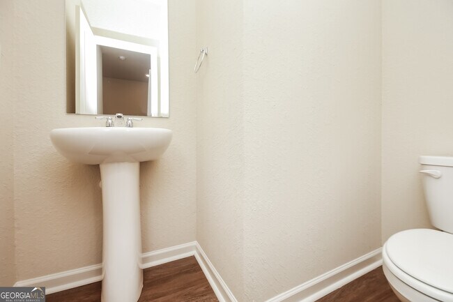 Building Photo - 342 Augusta Woods Dr