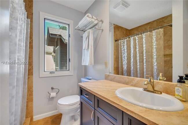 Building Photo - 66 Shell Ring Rd