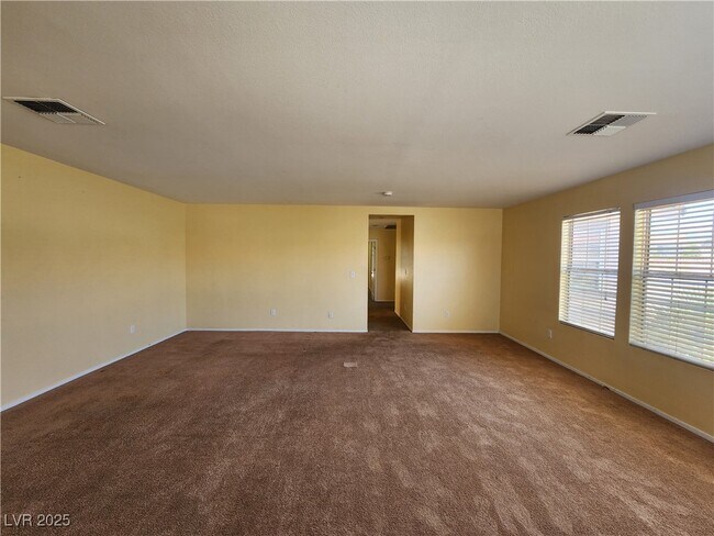 Building Photo - 8717 W Majestic Pine Ave