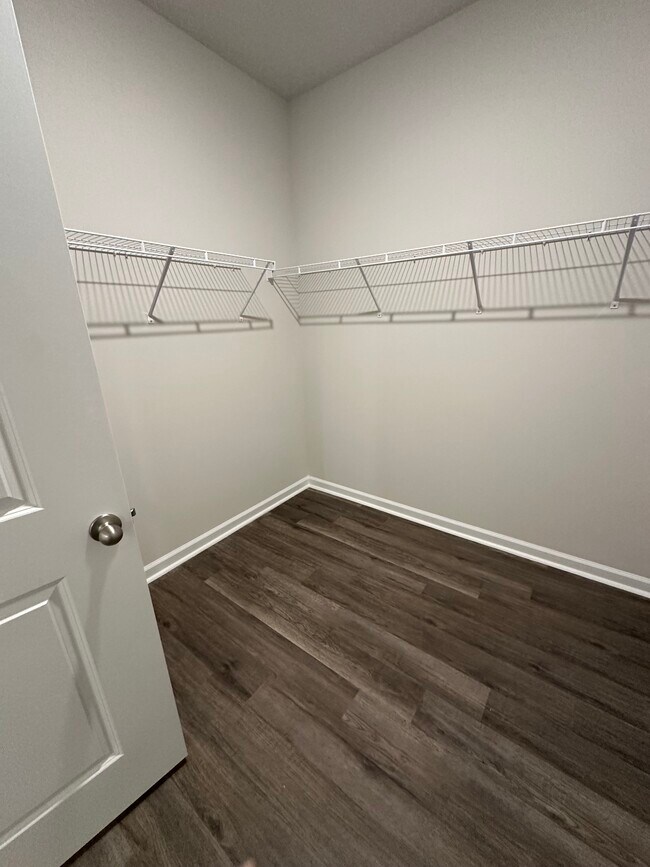 Building Photo - 1239 Rippling Cv Lp SW
