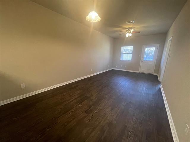 Building Photo - 3124 S Cherry Ln