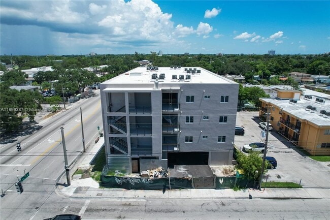 Building Photo - 2311 NW 22nd Ave