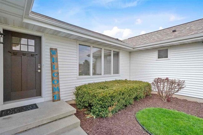 Building Photo - 3406 Snowy Pky