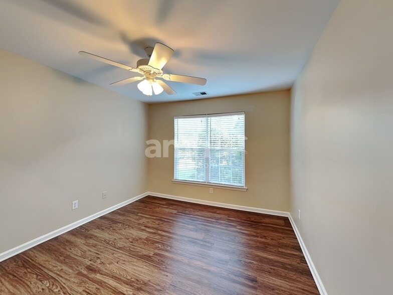 Building Photo - 8207 Abbottsgate Ln