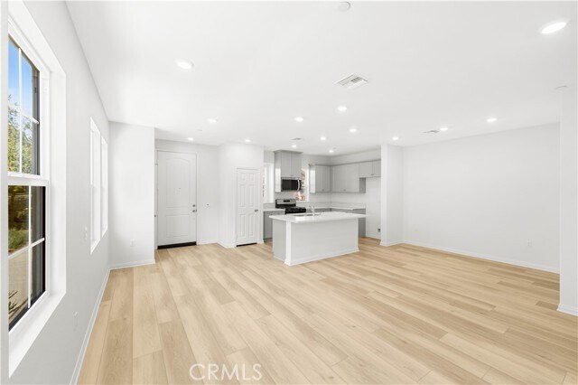 Building Photo - 4201 E Carmel Privado
