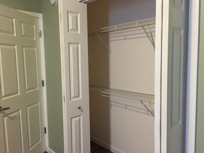 Building Photo - Charming 2-Bedroom Home with Porch & Storage Space