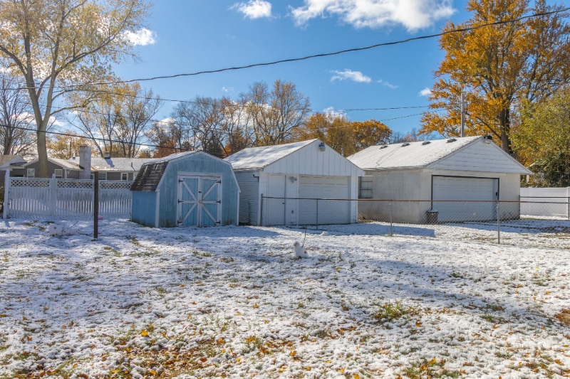 Building Photo - 5035 Norwich Rd