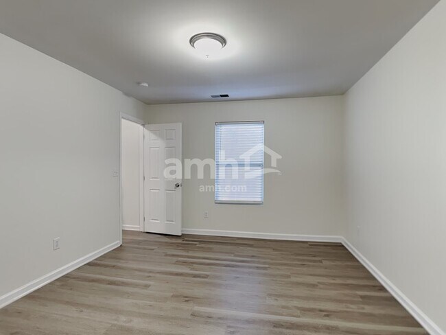 Building Photo - 4477 Westhill Pl