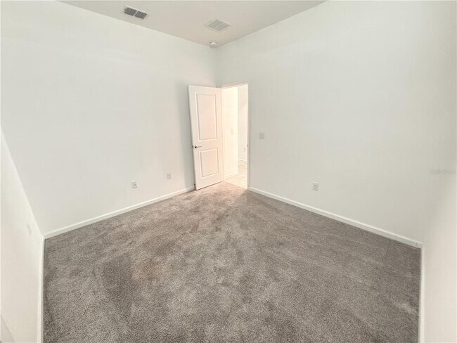 Building Photo - 6300 Chirpine Ln