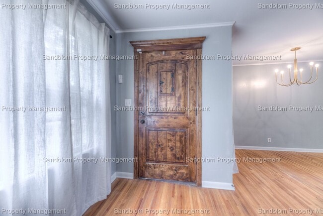 Building Photo - For Lease | Tulsa | 3 Bedroom, 1 Bath | $1...