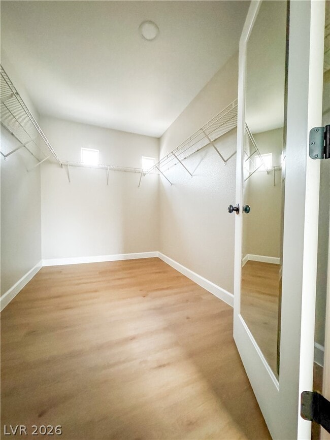 Building Photo - 9137 Adamshurst Ave