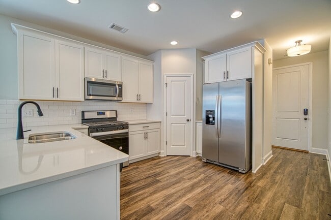 Building Photo - Lovely End Unit, Brand New Construction, 3...