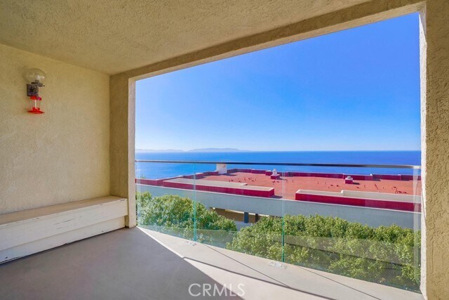Building Photo - 3200 La Rotonda Dr