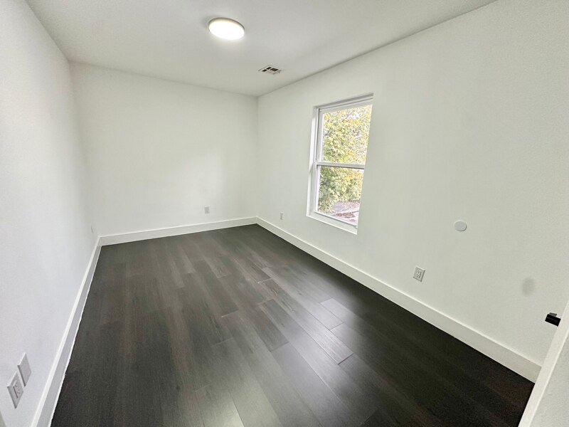 Building Photo - 101 4th Ave