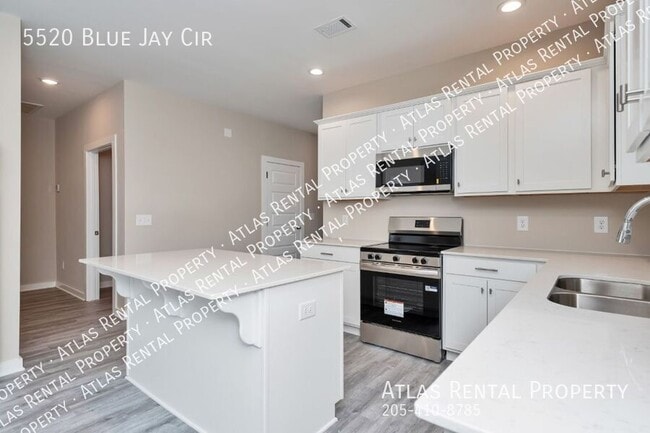 Building Photo - 5520 Blue Jay Cir