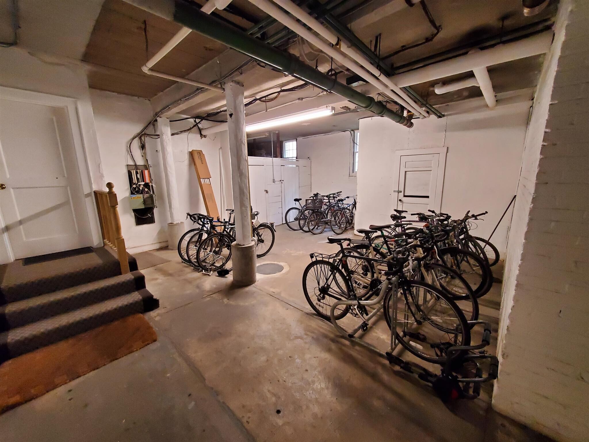 Building Photo - 11 Ellery St