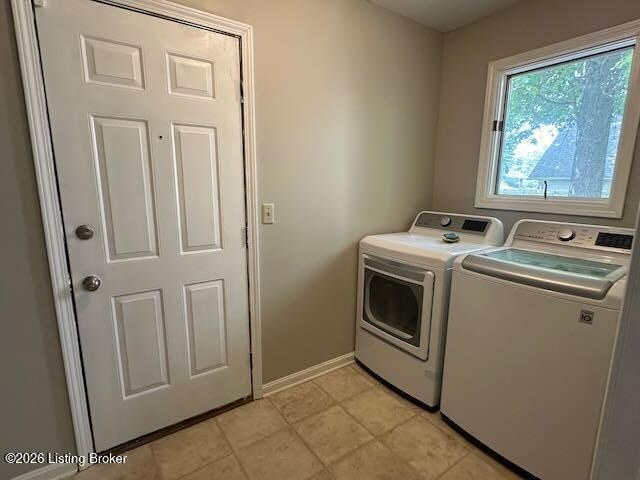 Building Photo - 1807 Oriole Dr