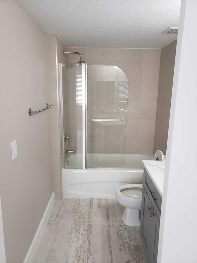 Building Photo - 3512 Briar Bay Blvd