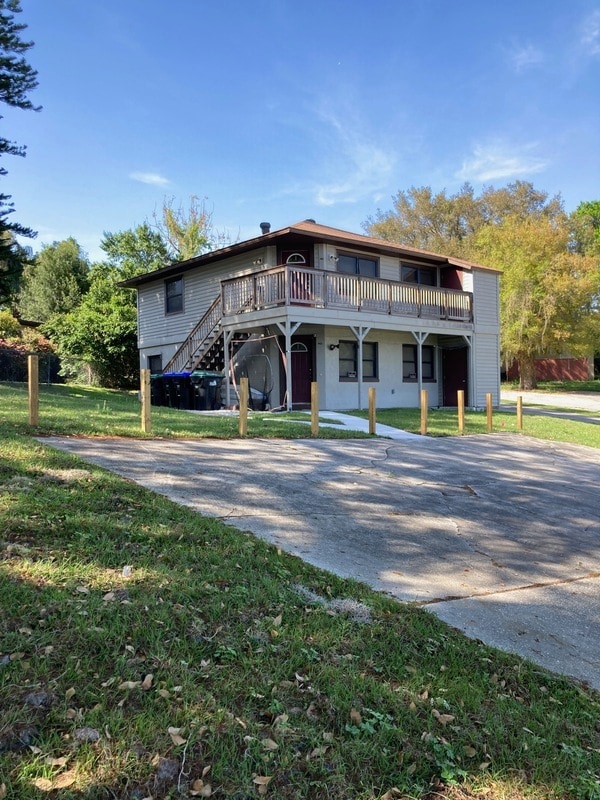 Building Photo - 901 Monroe Ct