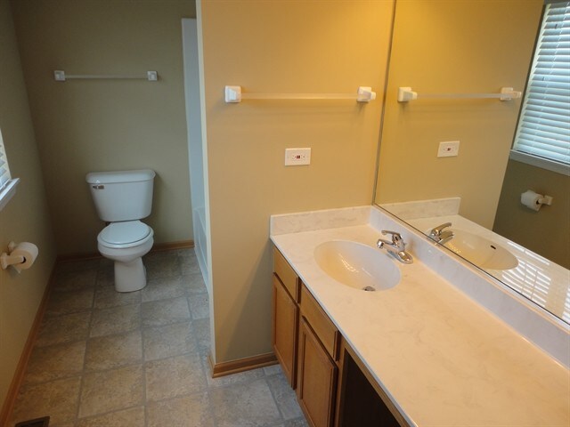 Building Photo - 616 Osbron St