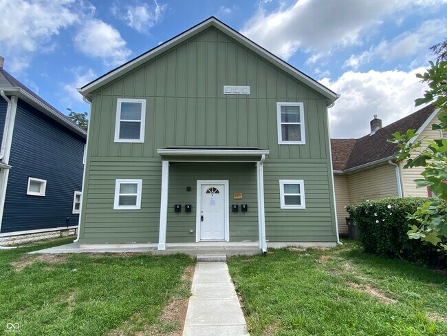 Building Photo - 2137 Bellefontaine St