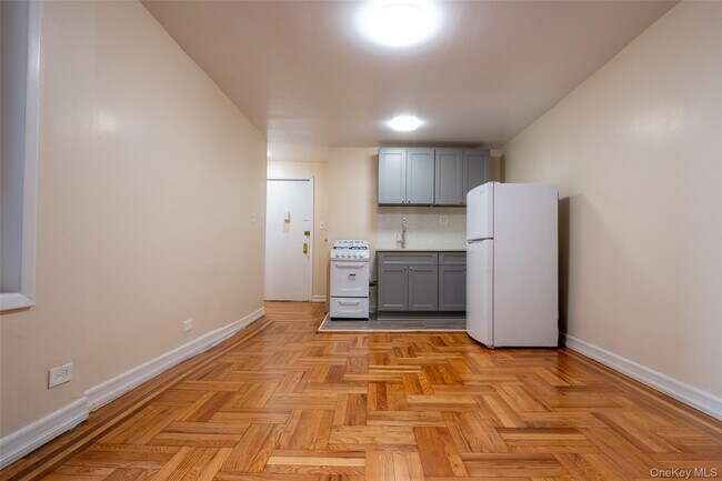 Building Photo - 34-58-58 90th St