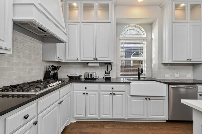 Building Photo - 2626 Flat Bush Ave