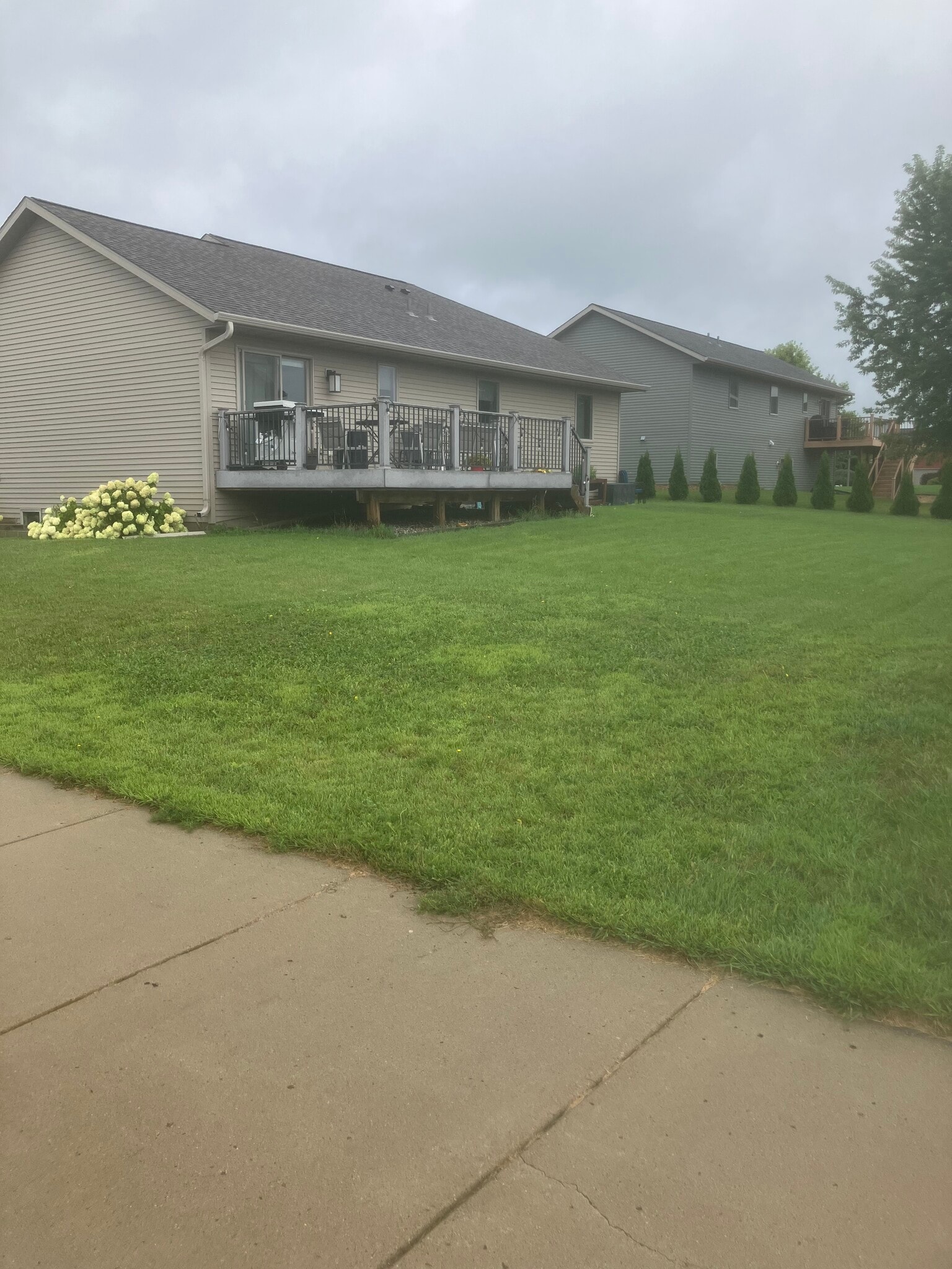 Building Photo - 301 Grovebrook Ct