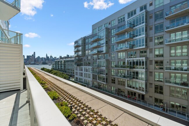 Building Photo - 800 Ave at Port Imperial