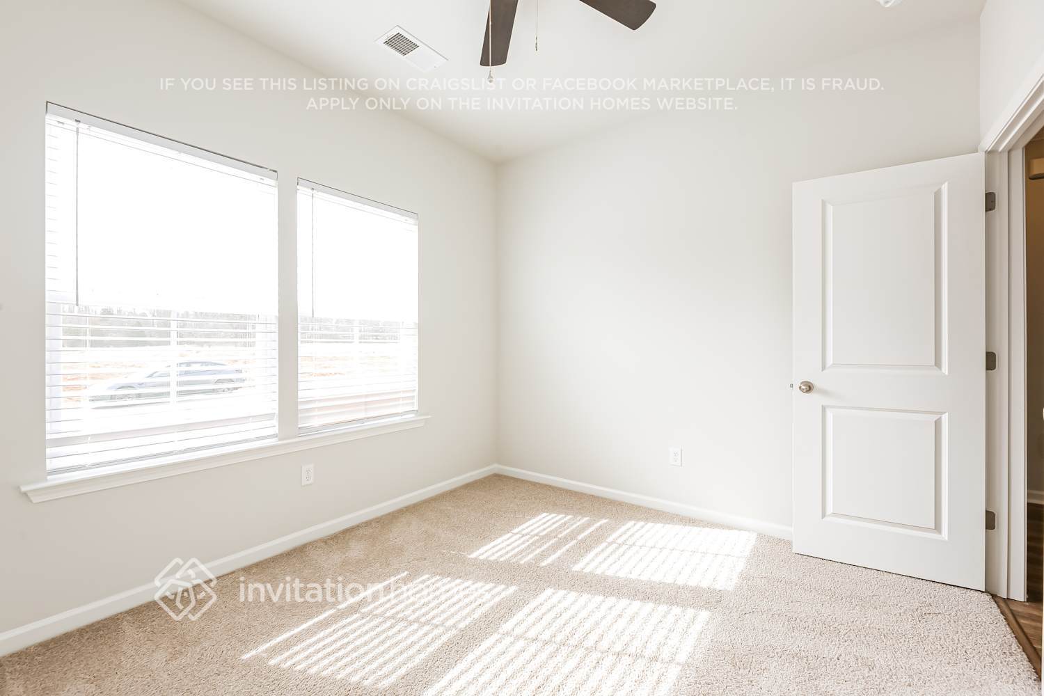 Building Photo - 209 White Flds Ave