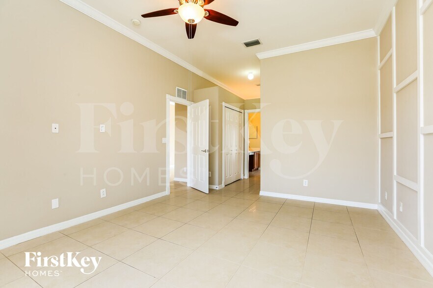 Building Photo - 2611 20th St W